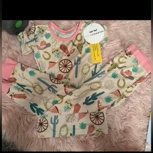 Little sleepies Pink “READY TO RODEO” 2 piece 5/6 NWT